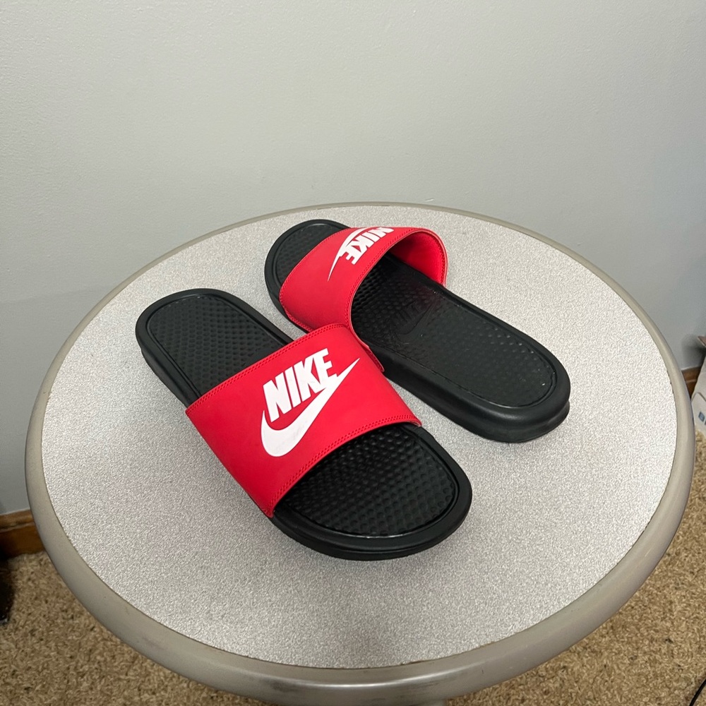 nike slides